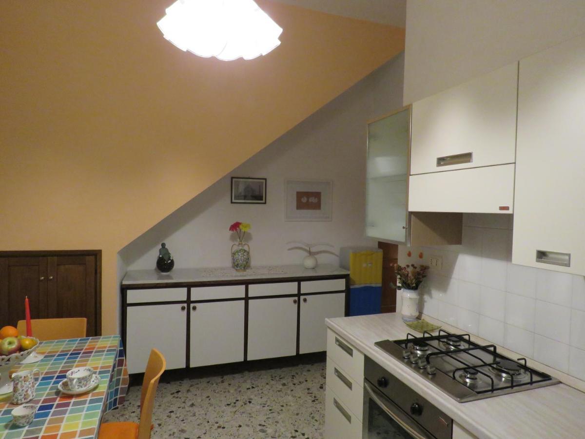 Alla Foce Del Magra - Appartamenti Sul Fiume Con Posto Barca Vicino Cinque Terre Ameglia Exterior photo