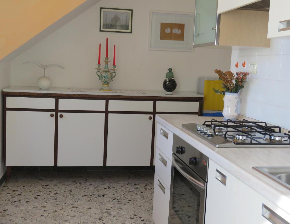 Alla Foce Del Magra - Appartamenti Sul Fiume Con Posto Barca Vicino Cinque Terre Ameglia Exterior photo